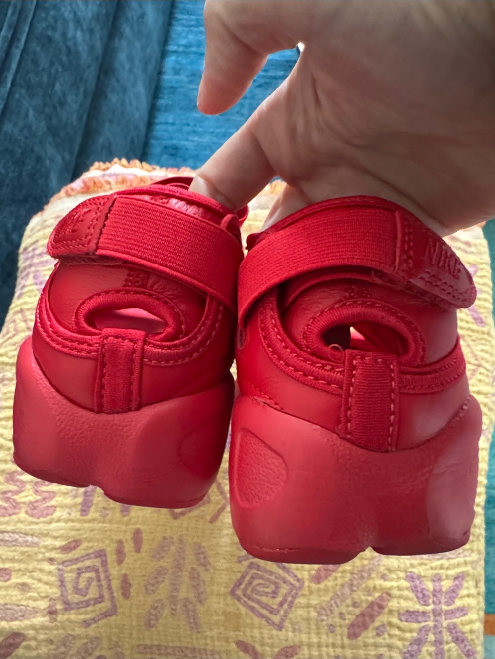 Nike Women Air Rift Leather Athletic Shoes Fire Red - Size 7 - Picture 5 of 6